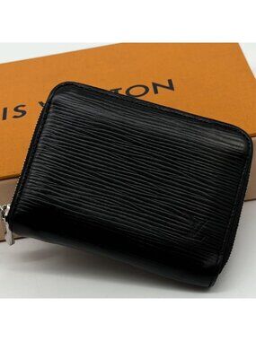 Louis Vuitton Zippy Coin Purse Epi Black